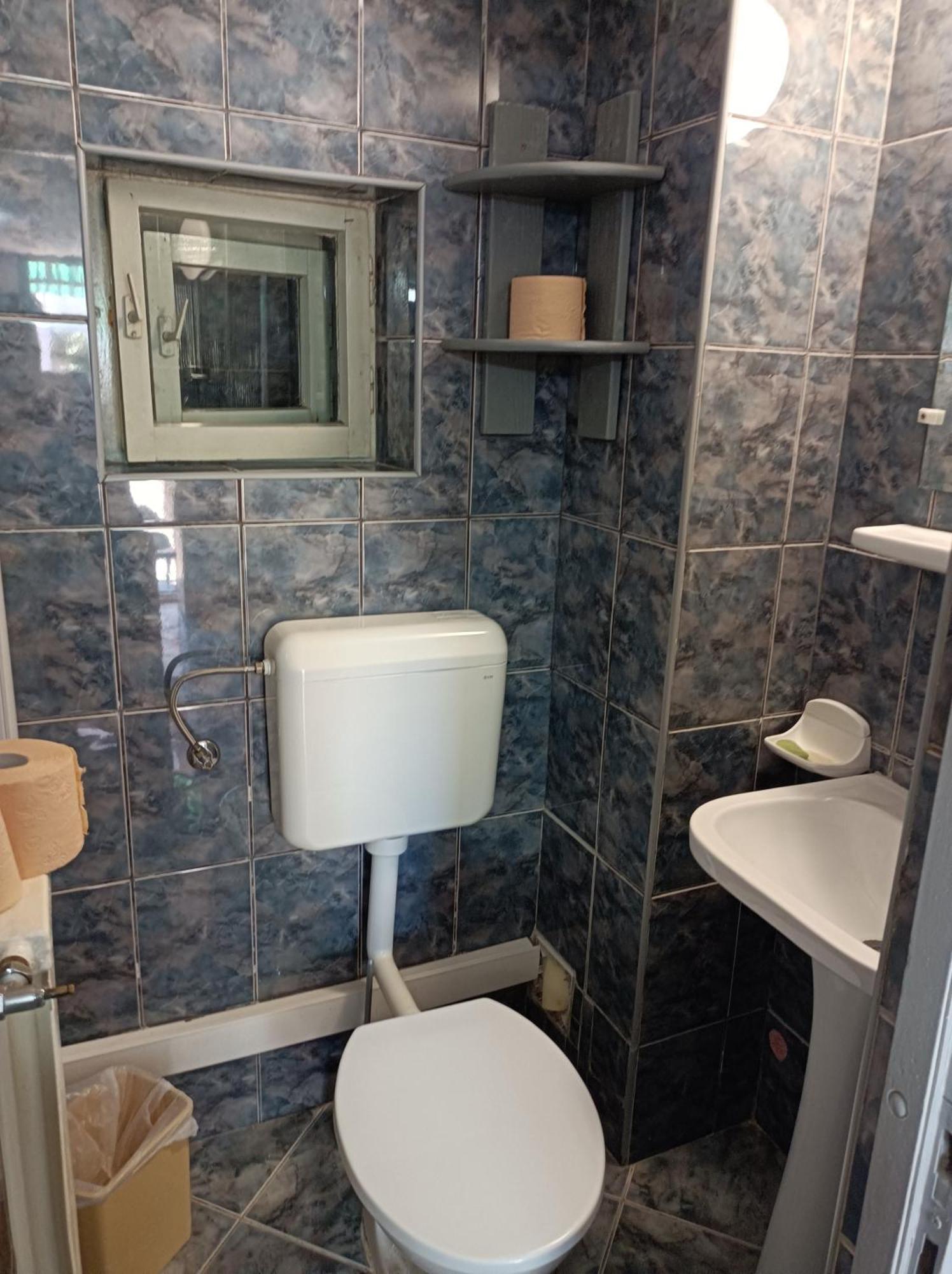 Gyongyver Panzio Sfântu-Gheorghe Esterno foto